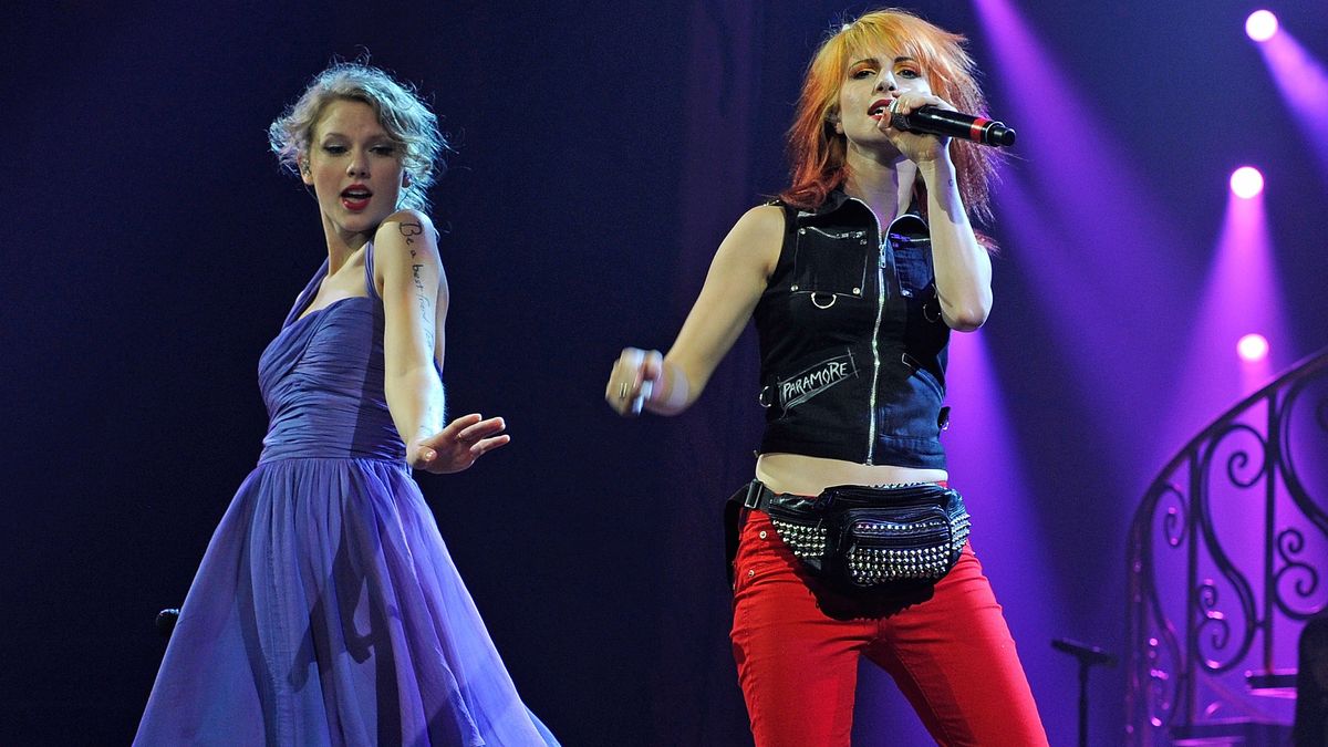 Taylor Swift and Hayley Williams