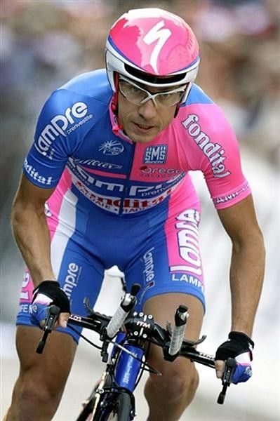 Damiano Cunego (Lampre) looking lean in the prologue