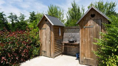 outdoor toilet ideas with sink