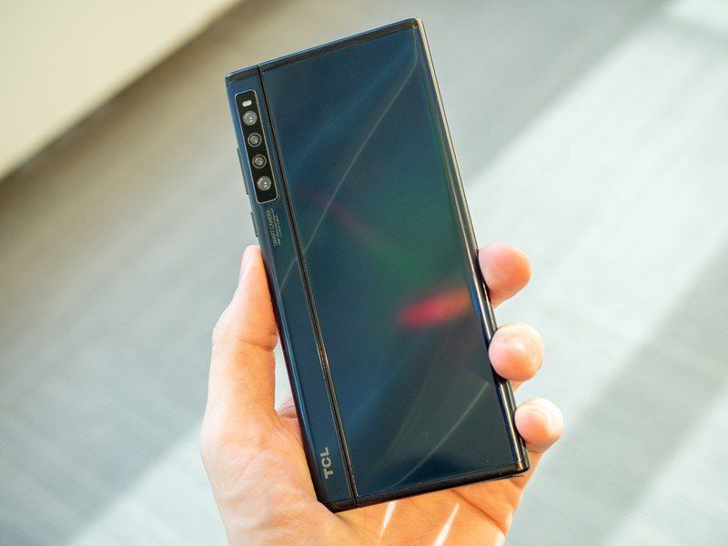 TCL rollable concept prototype