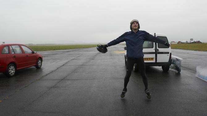 Graeme Obree in his element at Machrihanish airport