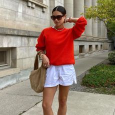 Influencer wears boxer shorts trend