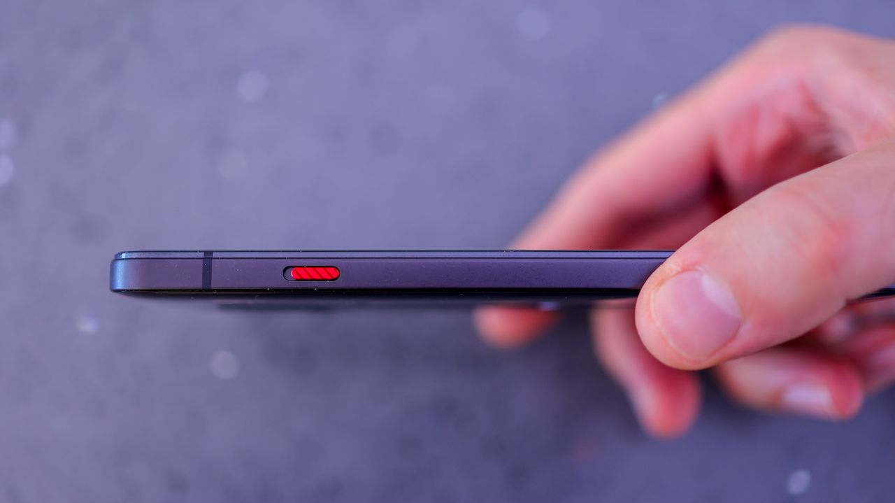 Photo of the Nubia Red Magic 7s Pro gaming phone