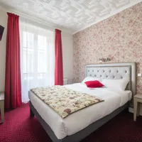 Royal H&ocirc;telDistance:Tripadvisor rating: