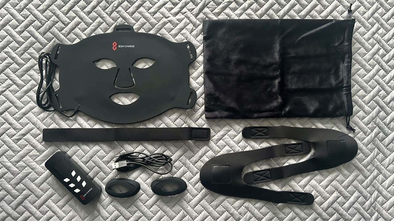 Bon Charge Red Light Face Mask