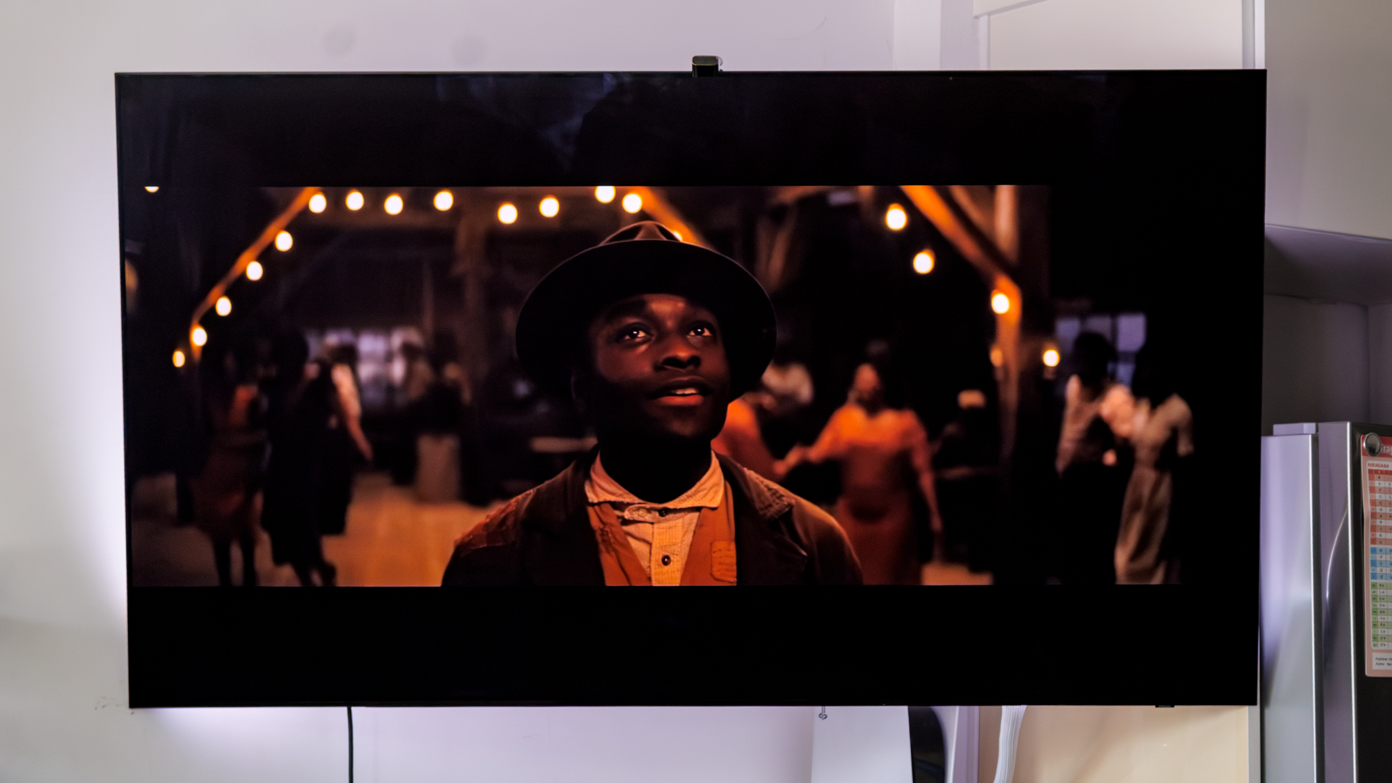 Wall mounted TV streaming with Amazon Fire TV Stick 4K Select