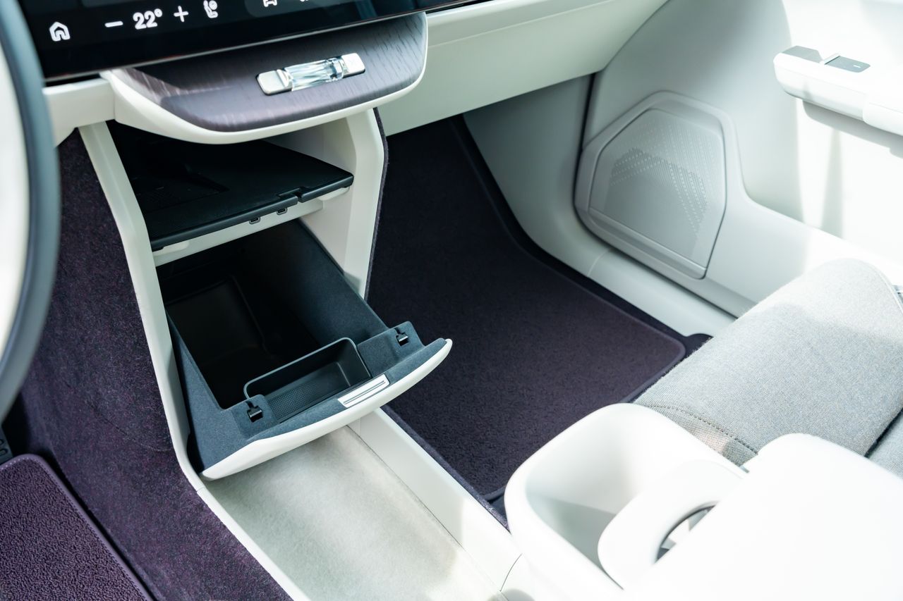 Details of the new Volvo EX60