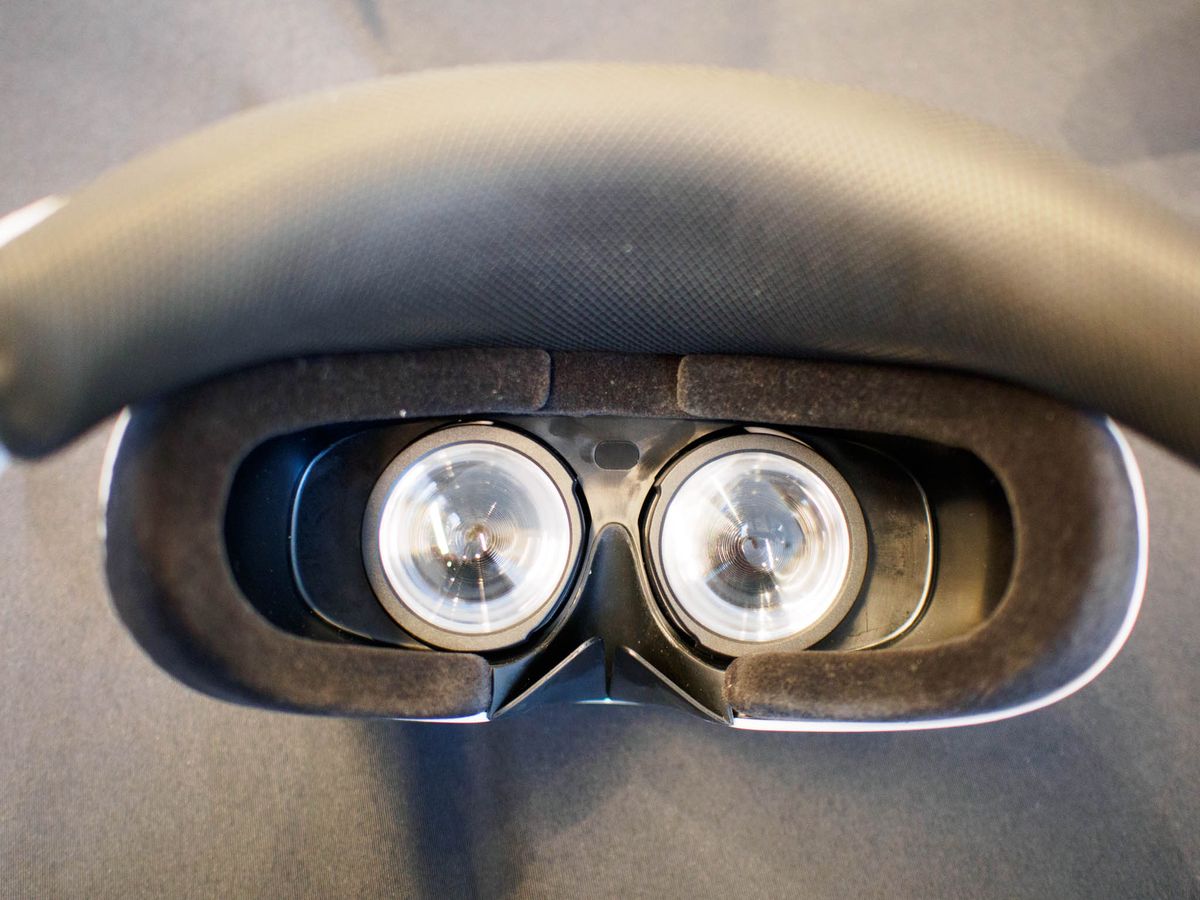 Dell Windows Mixed Reality