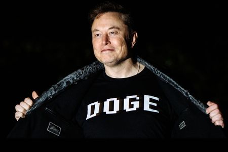 elon musk wearing a doge t-shirt