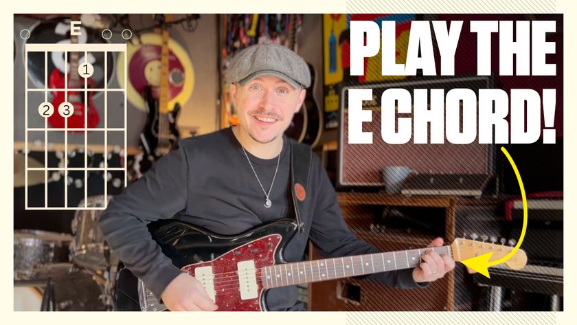 How to play E and E minor