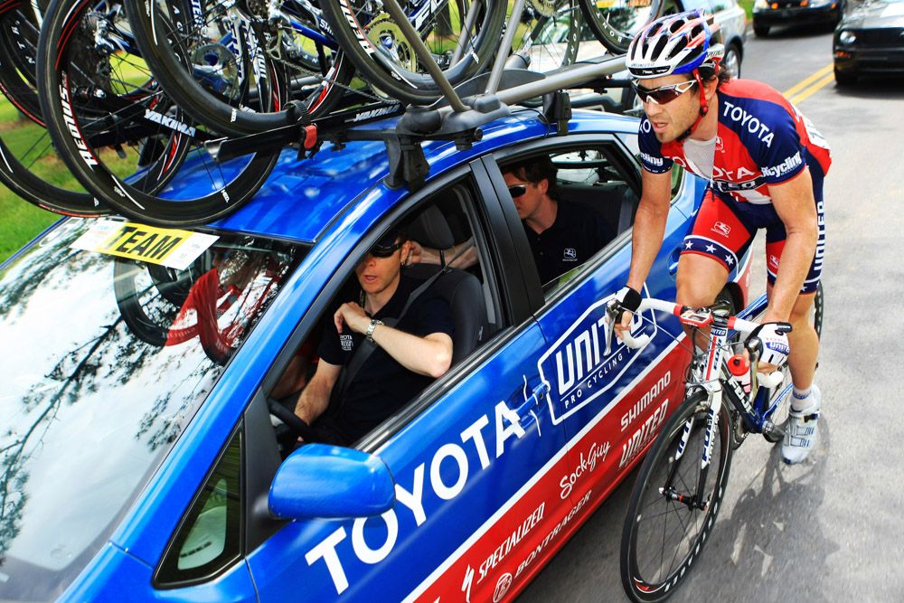 Toyota United's Ben Day speaks with director Scott Moninger at the 2008 Tour de Georgia.