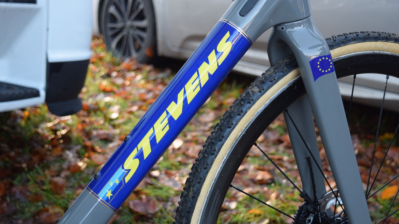 The design celebrates van der Poel's European Championship title.