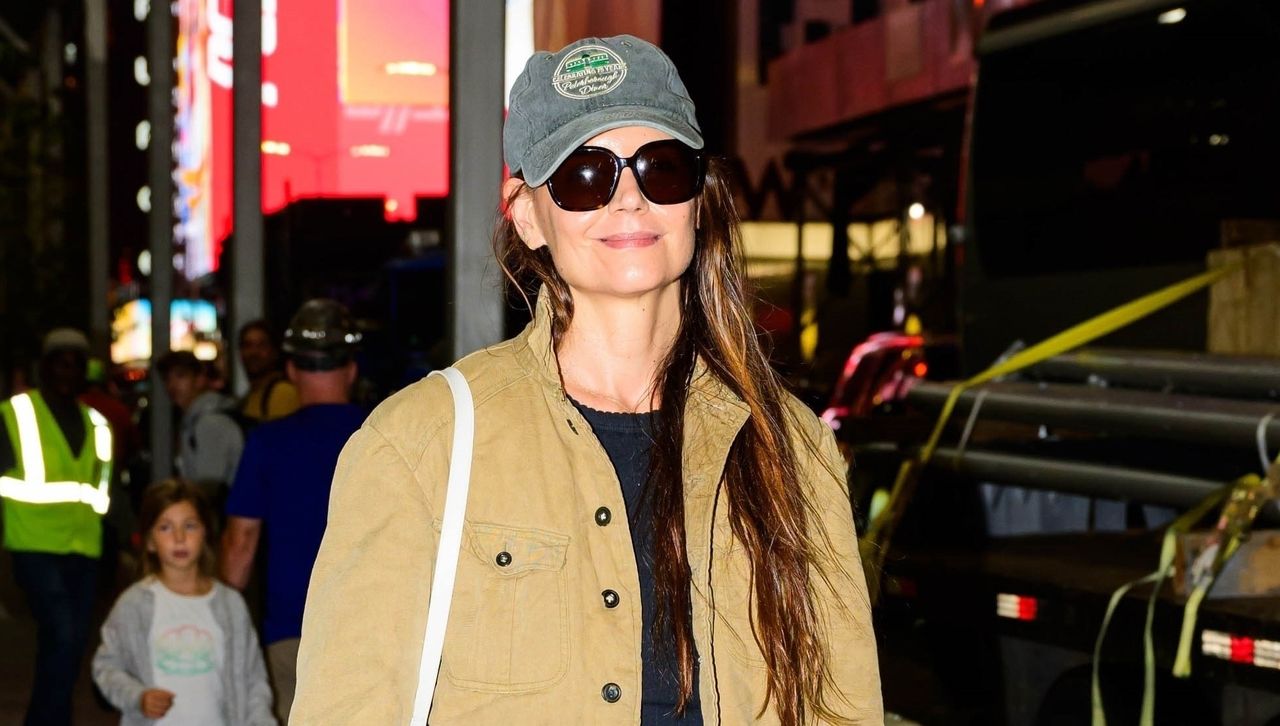 Katie Holmes arrives in Times Square for her performance of &#039;Our Town&#039; wearing a fall shacket wide leg jeans and wine red ballet flats