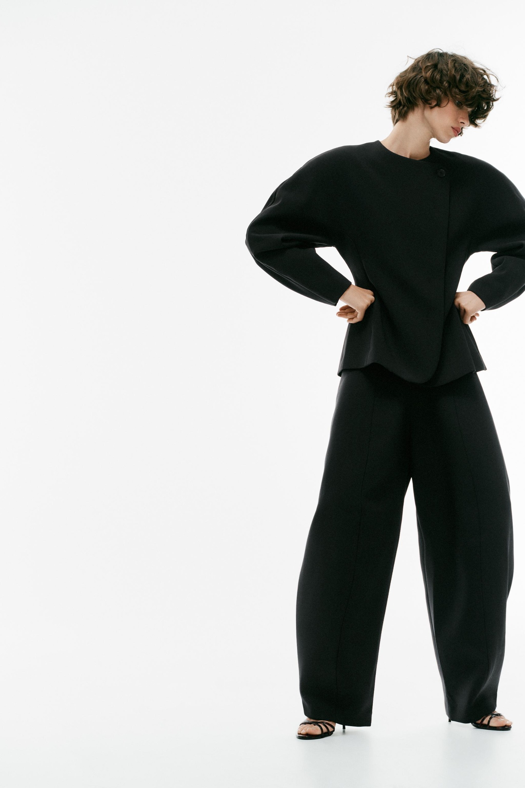 High-Waist Balloon Trousers - Black - Xs