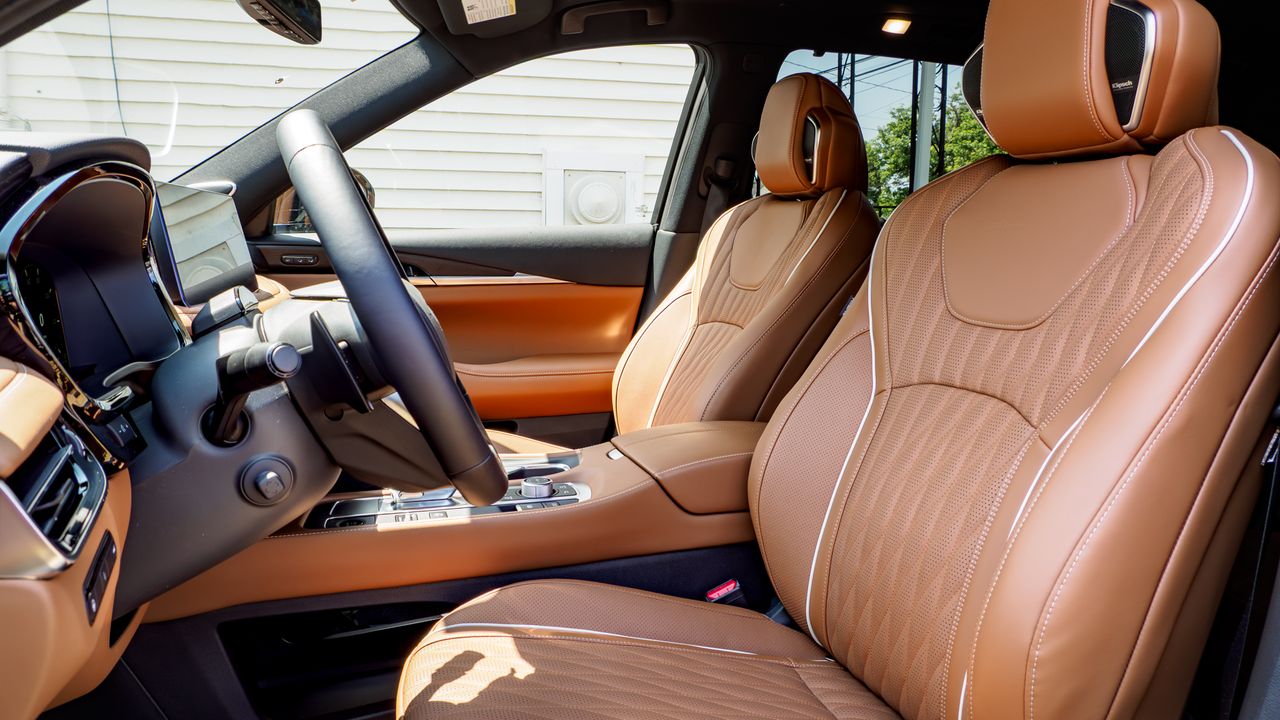 2027 Infiniti QX60 review.