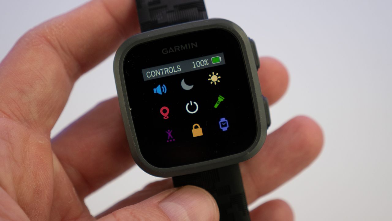 Swipe-down controls on the Garmin Bounce kids smartwatch's display