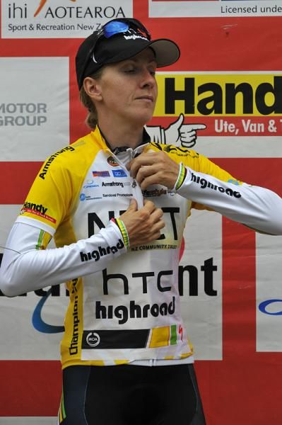 Judith Arndt (HTC Highroad) retains the leaders jersey.