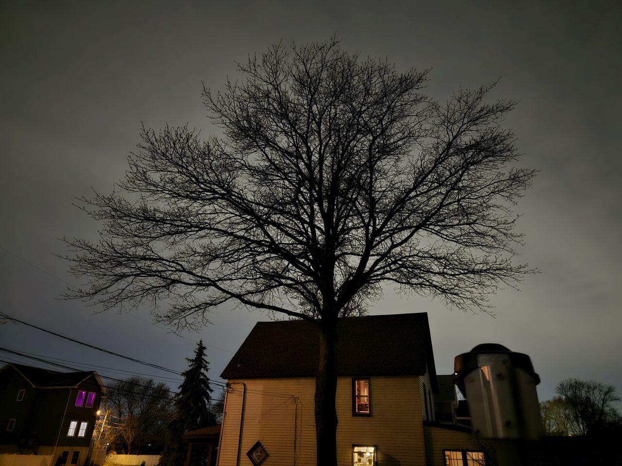Samsung Galaxy S24 Ultra Low Light Sample.