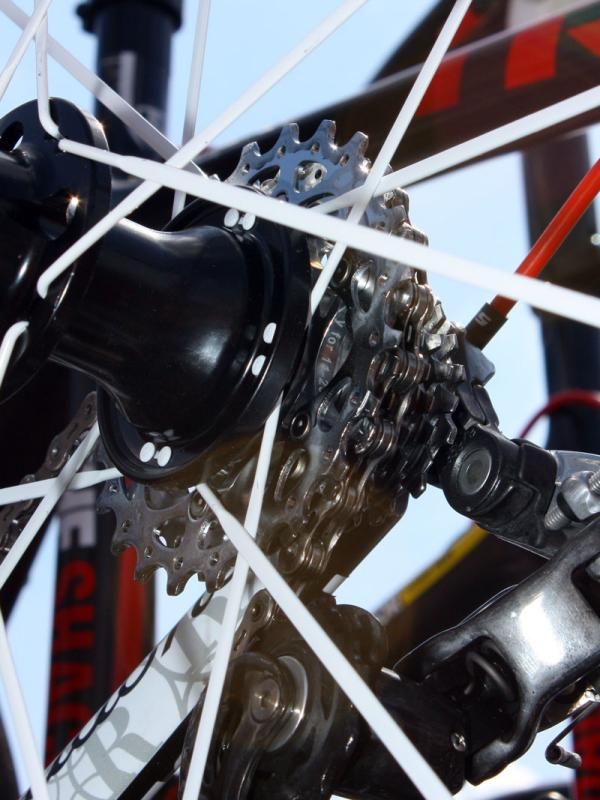 Team Radioshack went with 11-23T SRAM PG-1070 cassettes today.