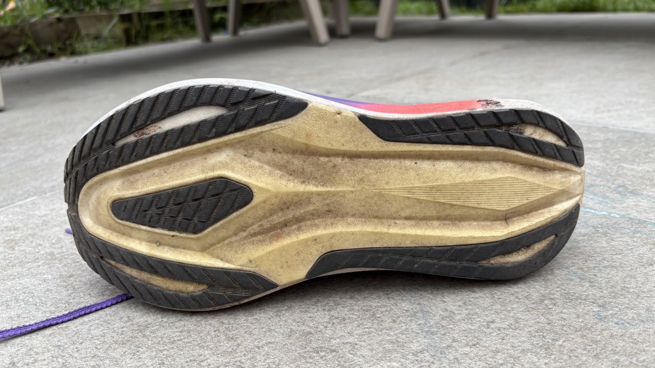 Asics Megablast