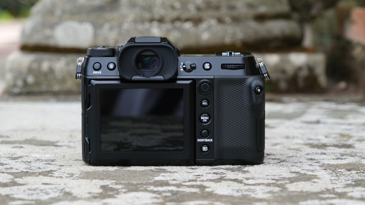 Fujifilm Gfx 100s Ii Review: A Refinement Of A Medium Format Favorite 