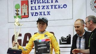 Ina Teutenberg (Specialized-lululemon) in the yellow jersey after winning stage 1