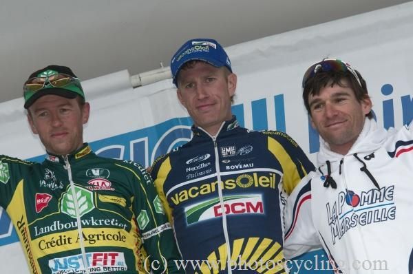 Classic Loire Atlantique podium (l-r): Bert Scheirlinckx, 2nd; Lieuwe Westra, 1st; Yohan Cauquil, 3rd
