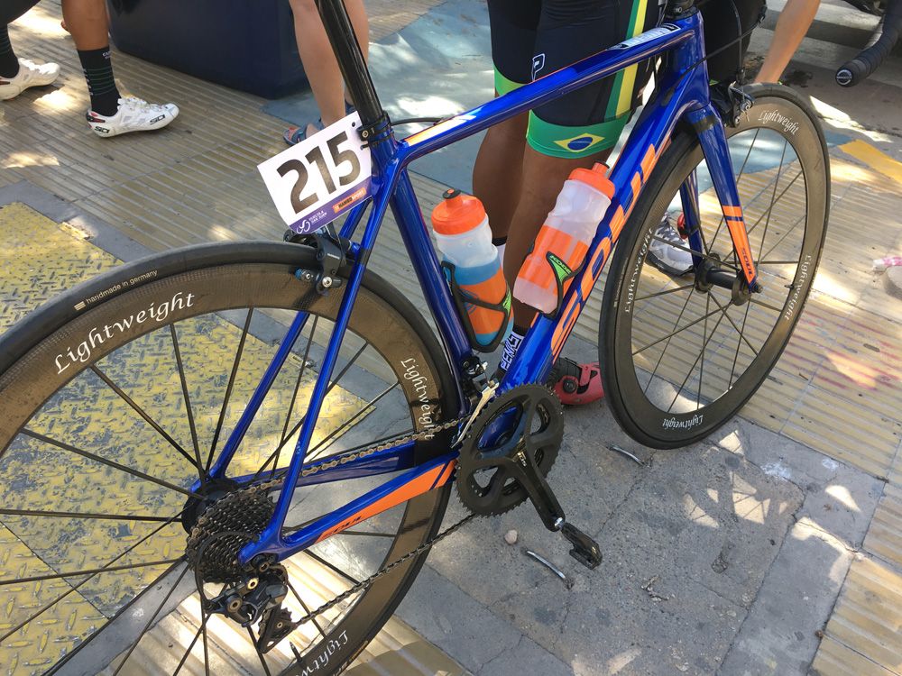 This Brazilian rider was lucky to have Lightweight wheels alongside a Shimano 105 crankset