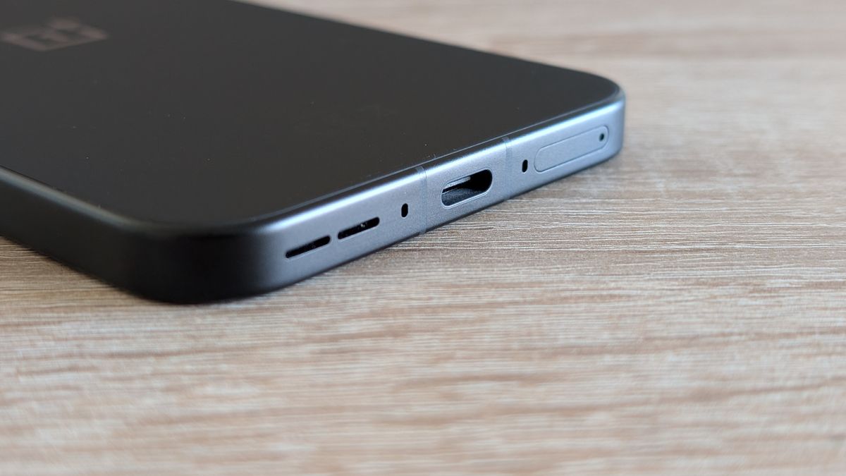 OnePlus 15