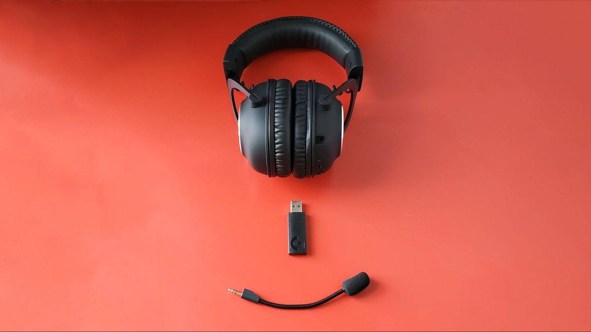 Logitech G Pro X Lightspeed Wireless Gaming Headset Review Refined