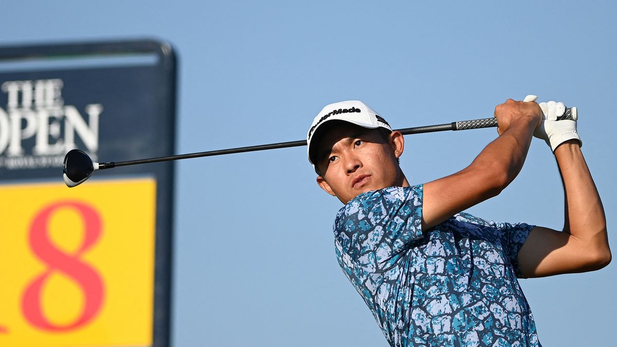 U.S. golfer Collin Morikawa tees off on the 18th during his final round on day 4 of The 149th British Open Golf Championship at Royal St George&#039;s, Sandwich in south-east England on July 18, 2021.