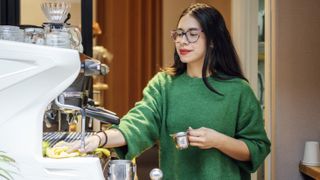 How to deep-clean your coffee maker for a better-tasting espresso in 2026 – a barista's guide