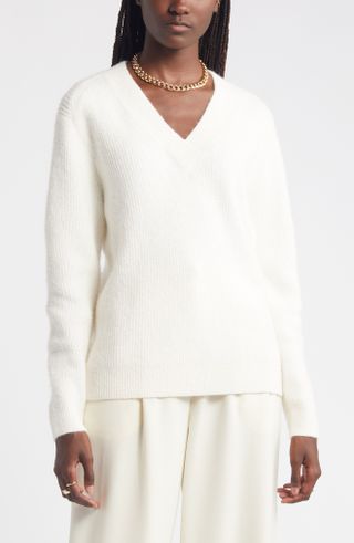 Nordstrom, gestreifter Pullover mit V-Ausschnitt