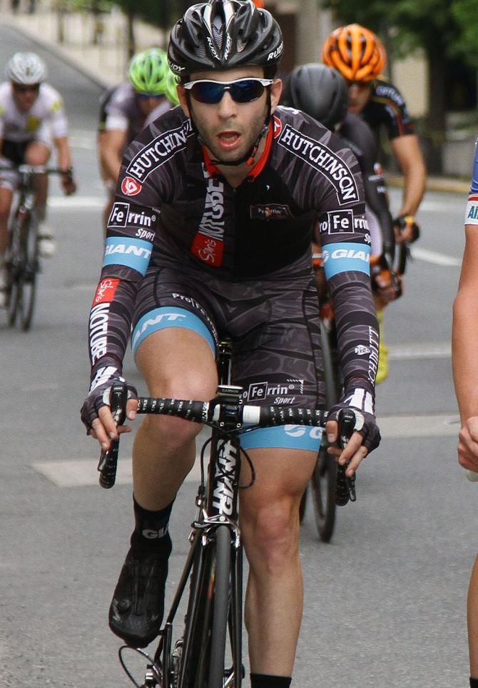 Sacrificing for his team, Chase Goldstein (Stan&rsquo;s NoTubes p/b Proferrin)