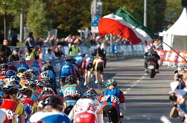 Attacks in the last lap