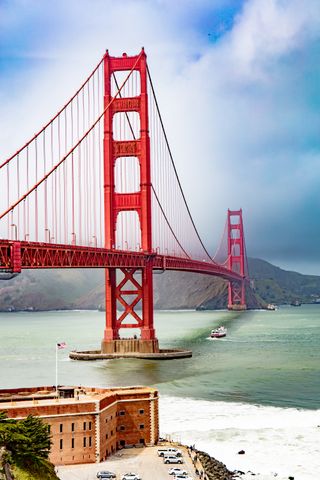 Golden Gate bridge california san francisco most instagrammable landmark research