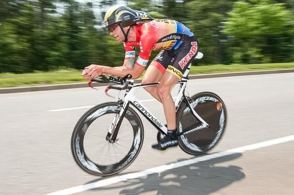 Phil Gaimon (Kenda-5 Hour Energy) showing good form.