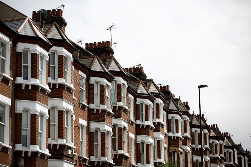 london-house-prices-are-falling-at-a-ridiculously-fast-rate-but-is-it-a-good-thing-1556650547-jijj-column-width-inline