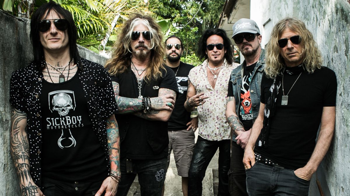 Dead Daisies engage in Revolución Louder
