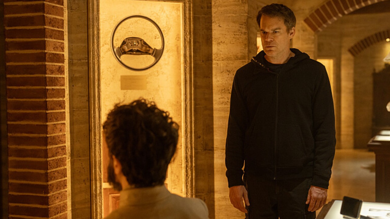 Dexter meets with Leon Prater