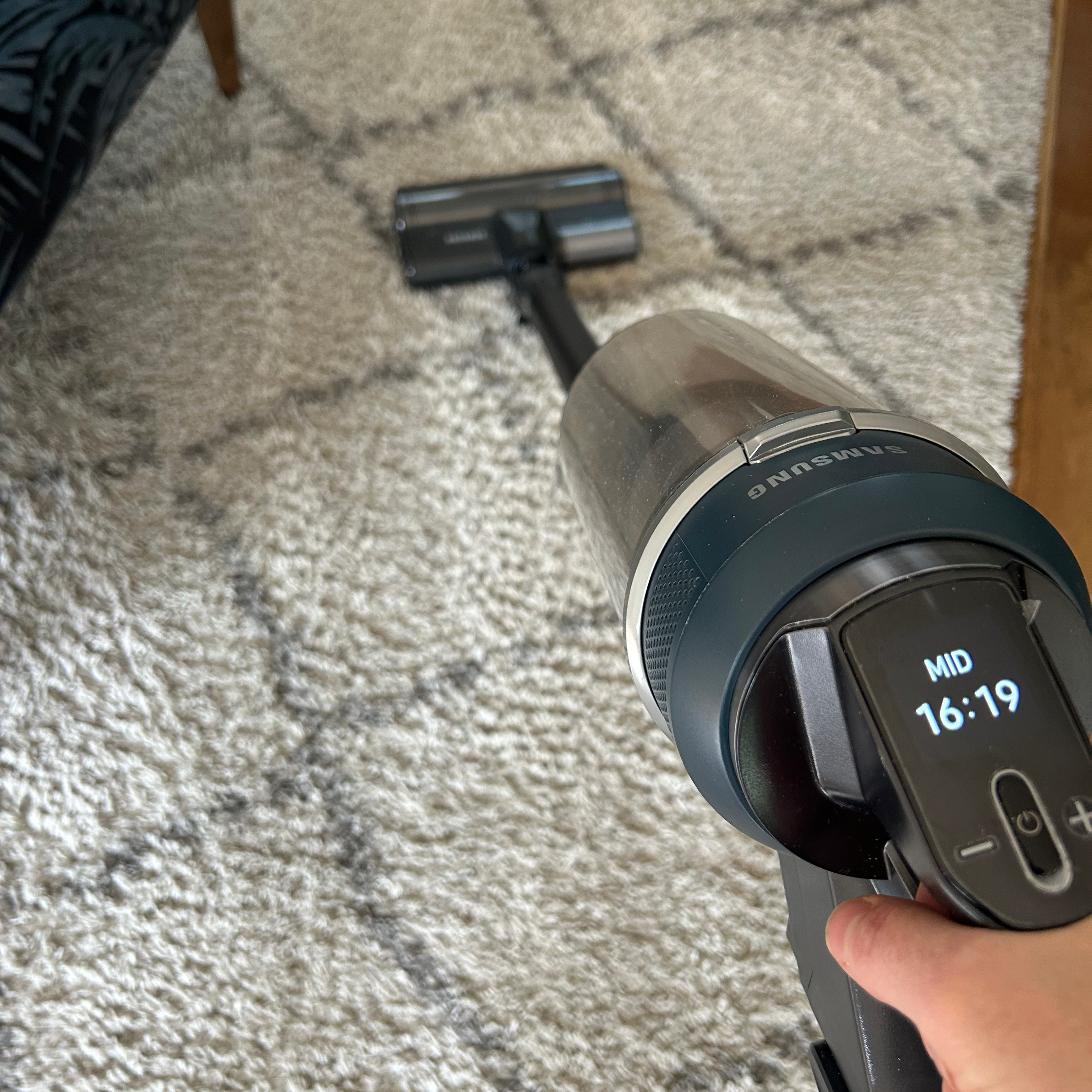 Testing the Samsung Jet vacuum