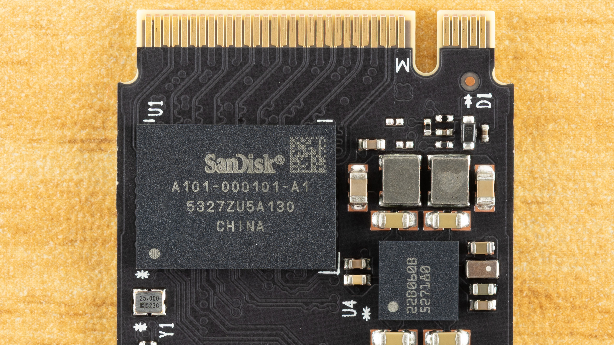 محرك أقراص SSD سعة 1 تيرابايت من ويسترن ديجيتال جرين SN3000