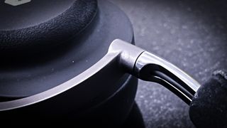 Master & Dynamic MG20