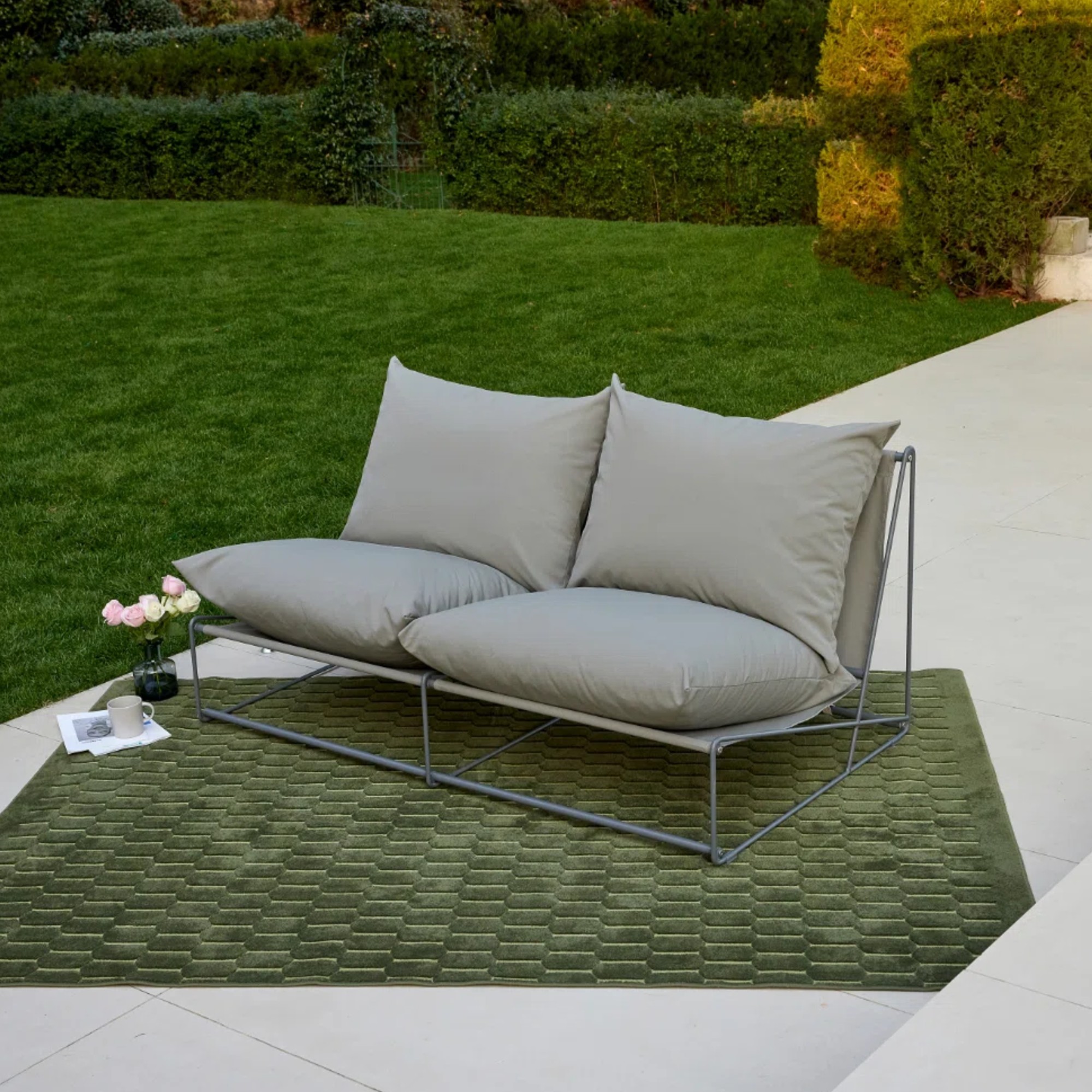 17 Stories Dalvey 163.5cm Wide Rectangle Steel Loveseat with Cushions grey