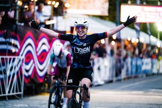 USA CRITS: Skylar Schneider goes back-to-back in South Carolina with Spartanburg Criterium win