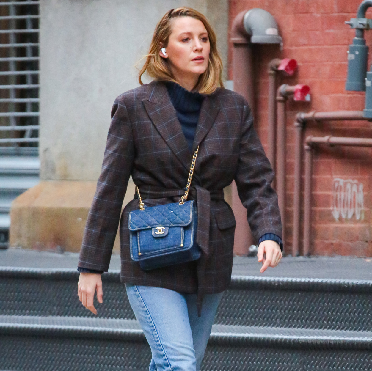 Jennifer Lawrence Is On Board With This Surprising Summer Shoe