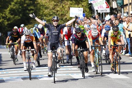 Chloe Hosking (Wiggle High5) wins Gran Premio Bruno Beghelli Donne