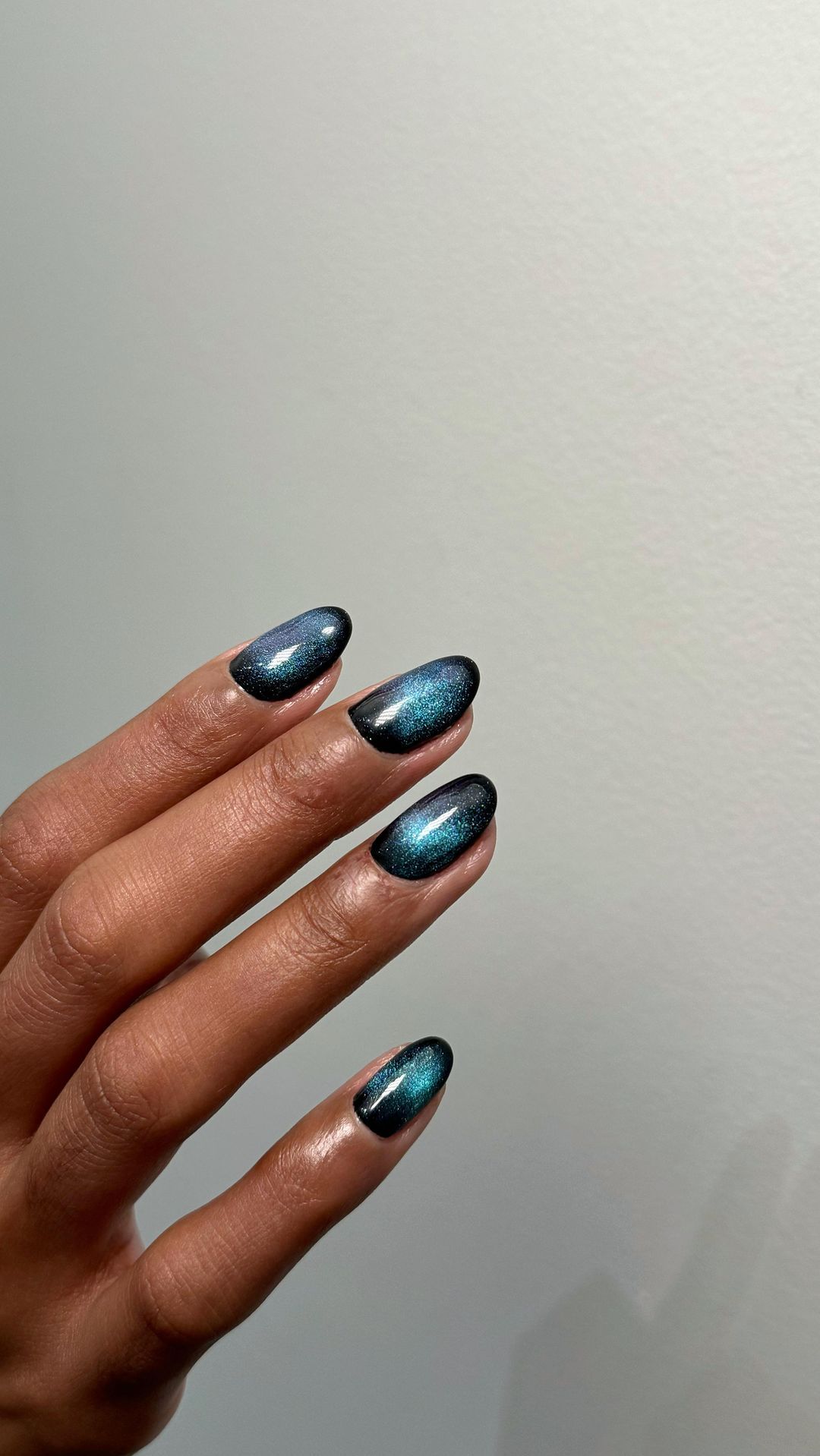 Cat Eye Nails Are Trending Upwards for Autumn 21 Ways to Wear It Who