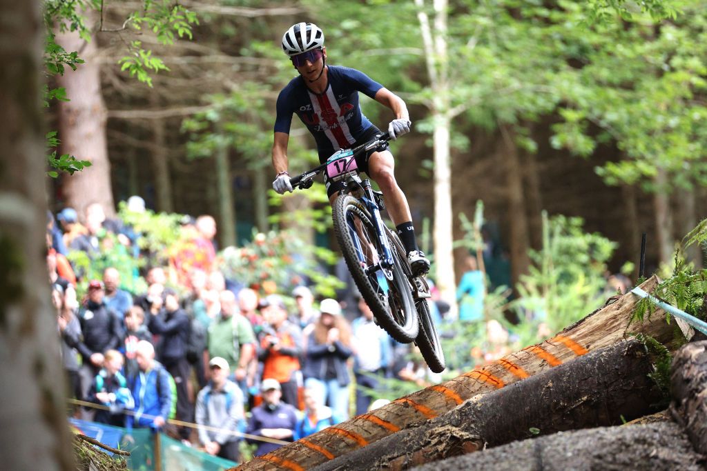 USA&rsquo;s Gwendalyn Gibson raced to a top 10 finish