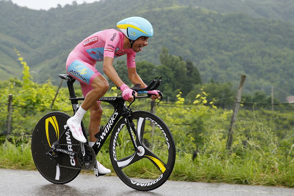 Fabio Aru (Astana) loses time in the stage 14 time trial and slips to second overall
